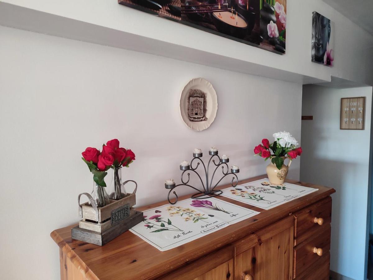 Appartement Le Champs Des Lievres à Beaumont Extérieur photo